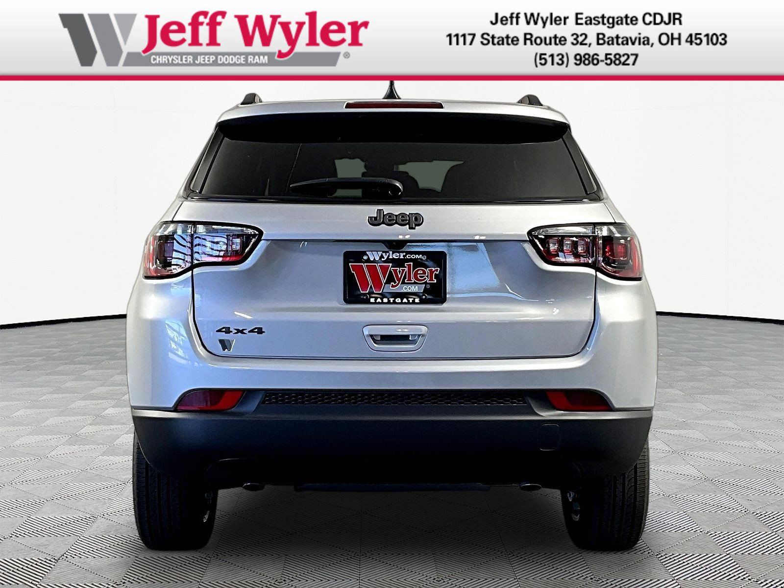 New 2026 Jeep Compass Latitude AWD/4WD image 5