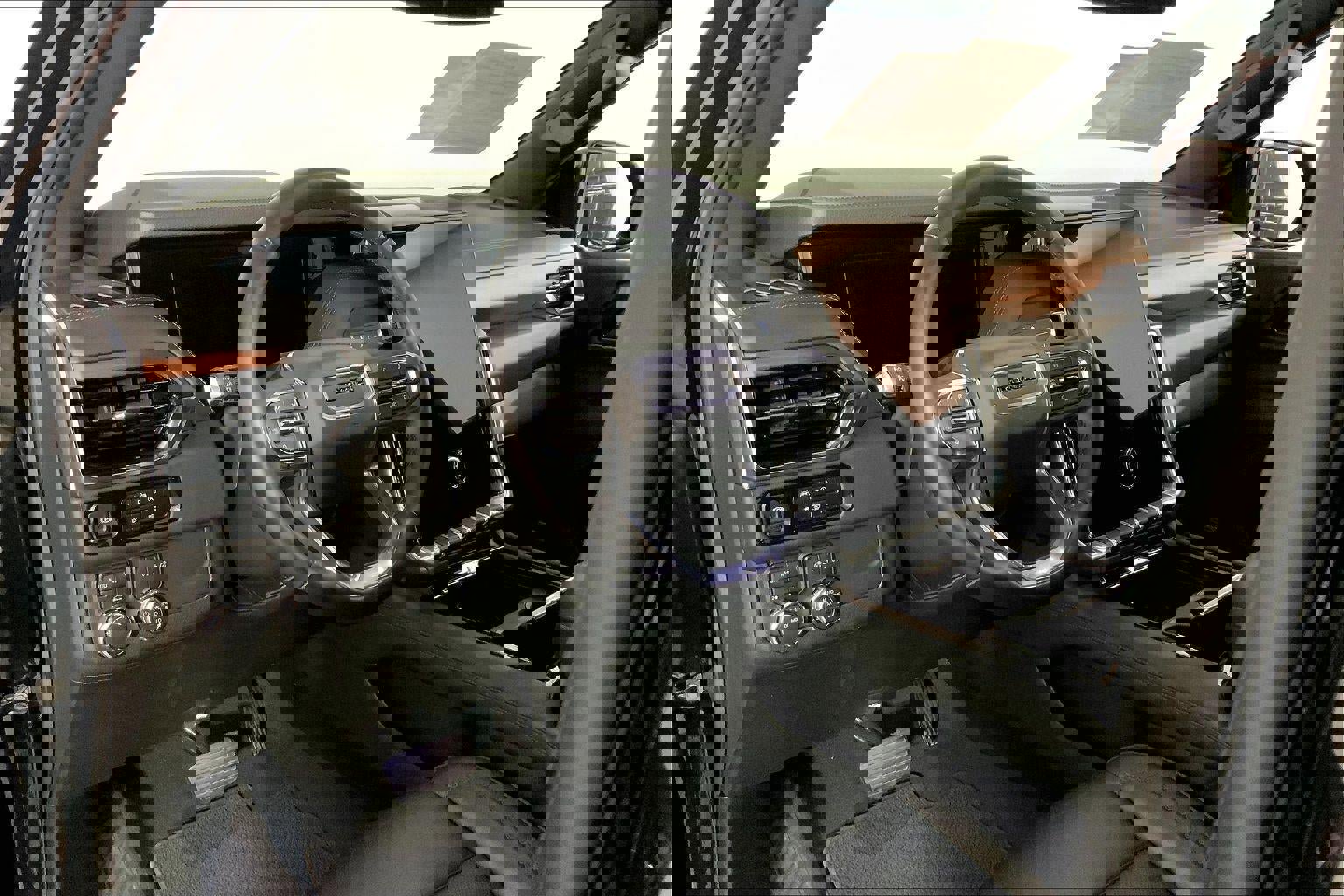 Used 2025 GMC Yukon XL Denali image 14