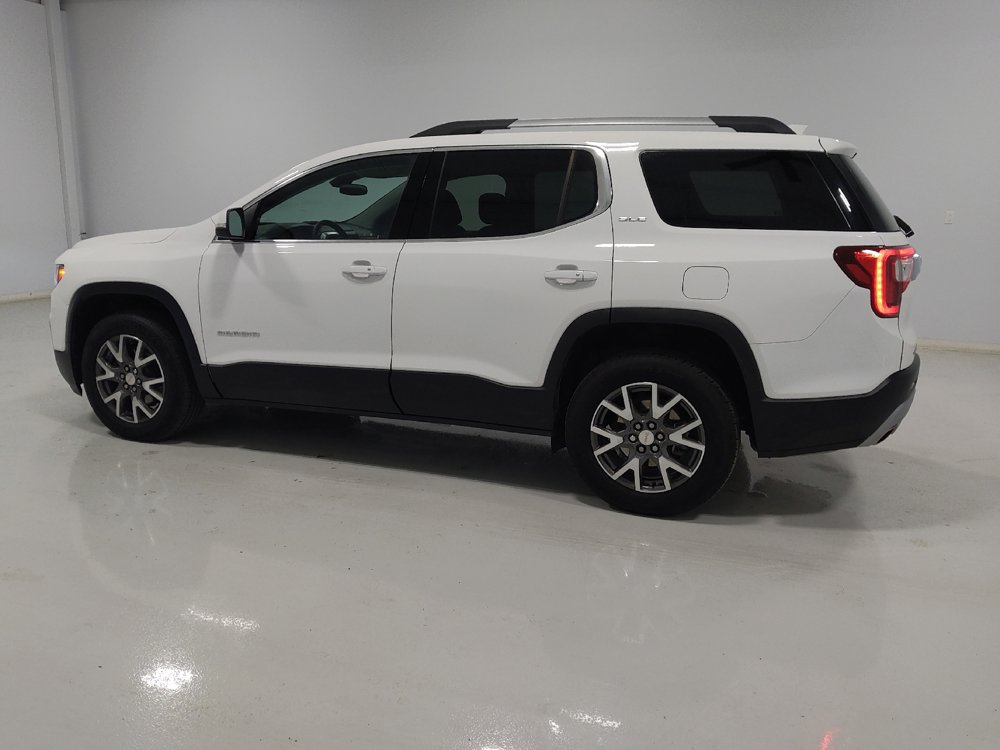 Used 2023 GMC Acadia SLE w/ Driver Convenience Package image 3