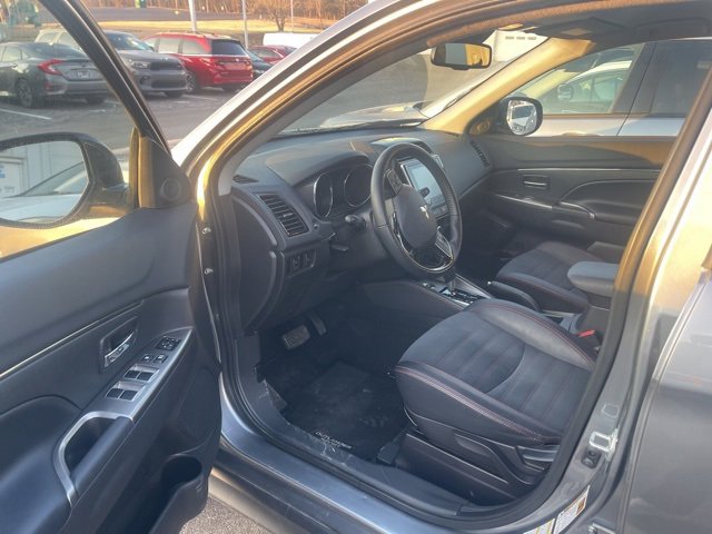 Used 2024 Mitsubishi Outlander Sport SE image 27