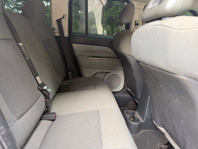 Used 2007 Jeep Patriot Sport w/ PWR Equipment Group AWD/4WD image 18