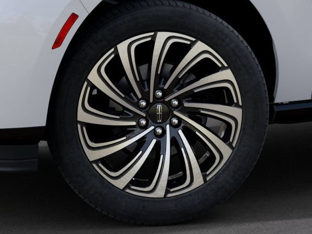 New 2027 Lincoln Navigator Black Label RWD image 19