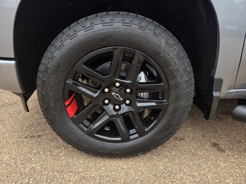 New 2026 Chevrolet Silverado 1500 RST w/ Redline Edition AWD/4WD image 26