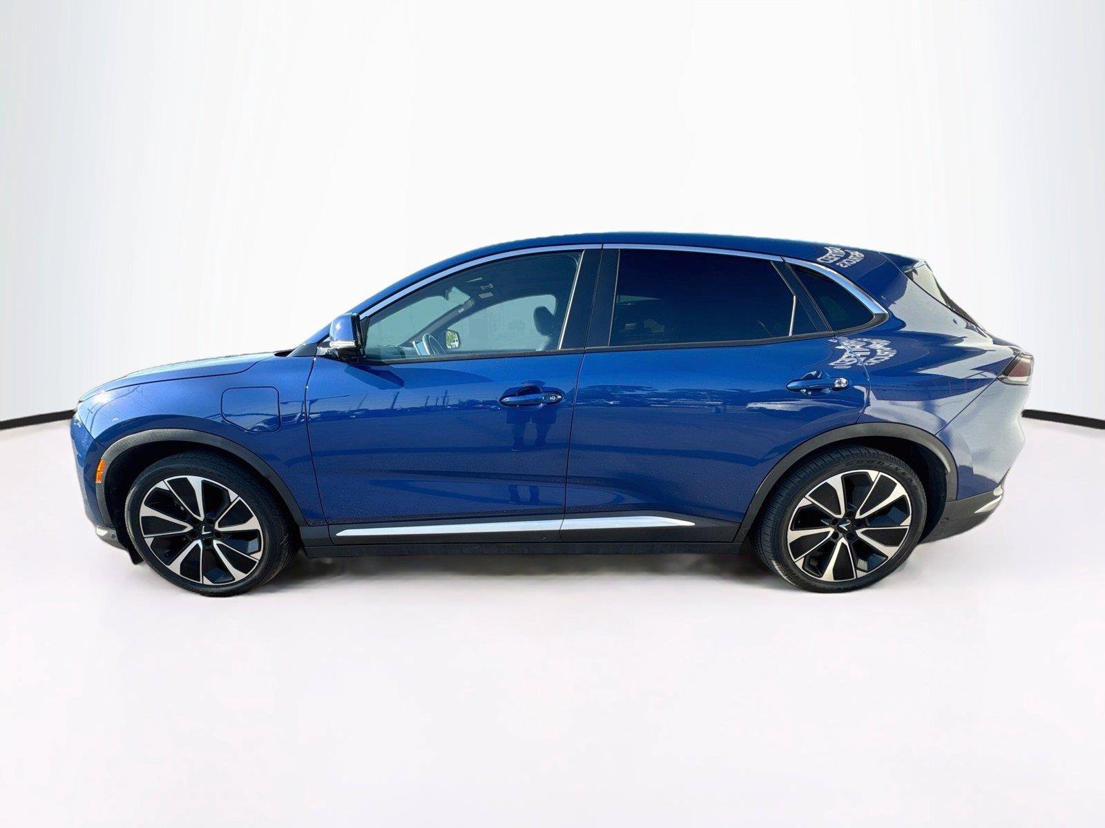Used 2024 VinFast VF 8 Plus AWD/4WD image 2