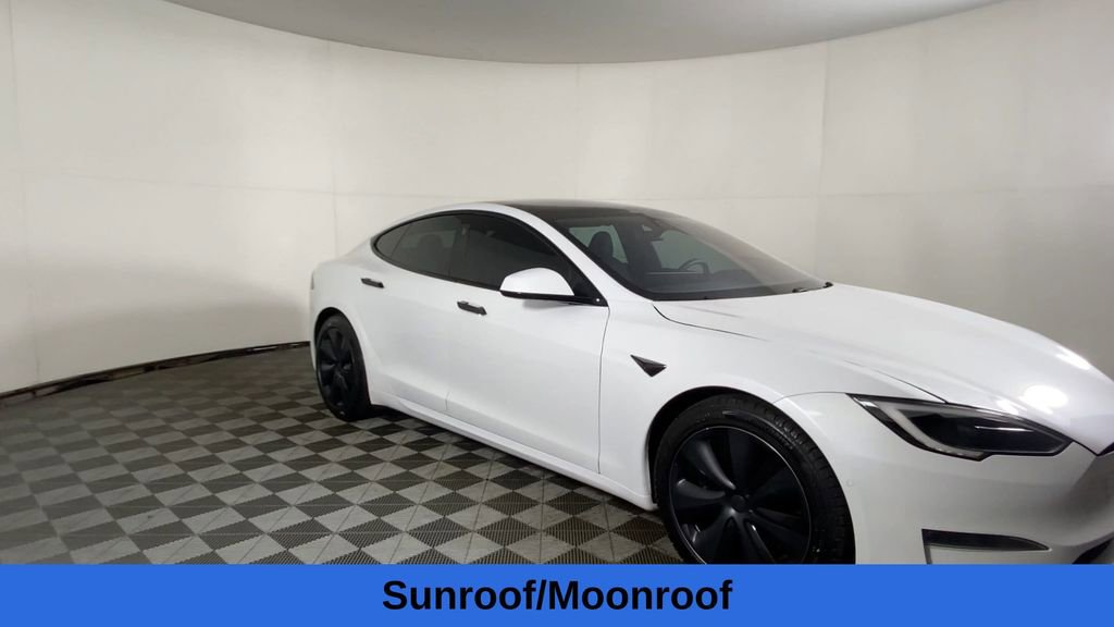 Used 2022 Tesla Model S image 4