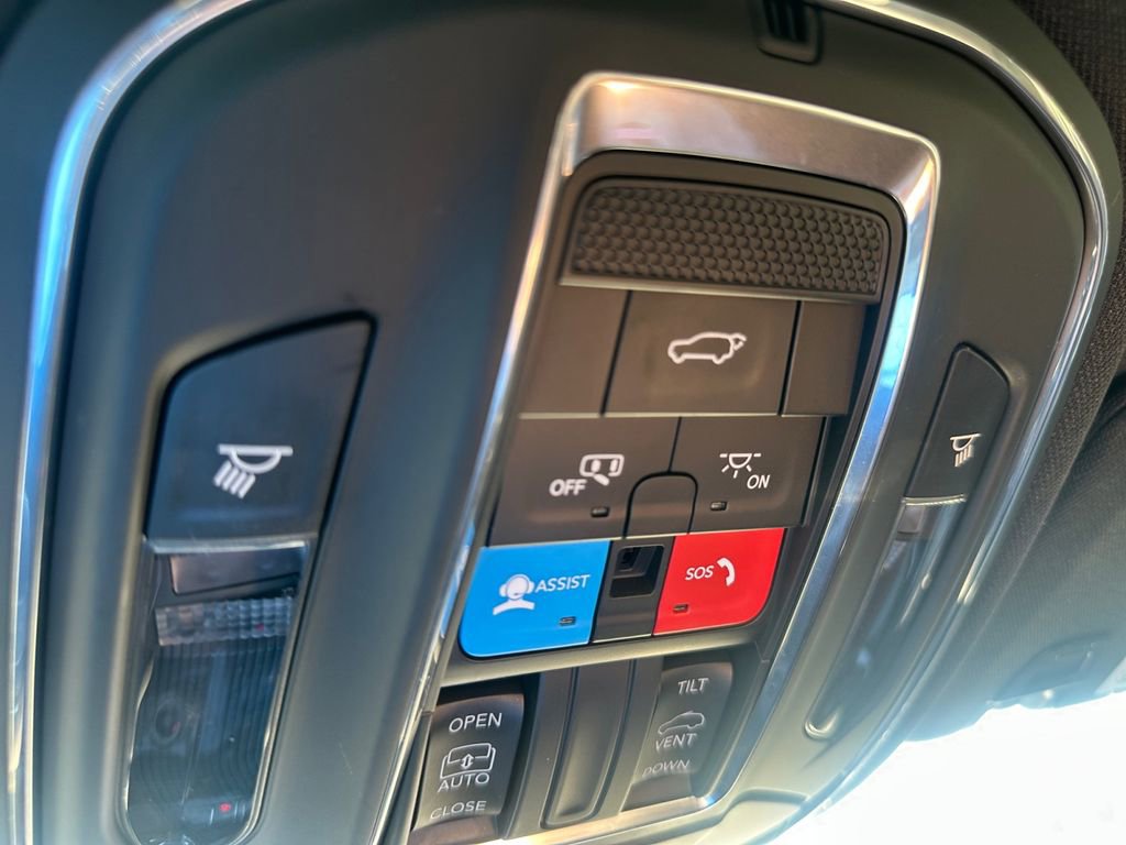 Used 2023 Jeep Grand Cherokee Altitude image 21