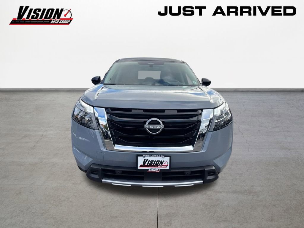 New 2025 Nissan Pathfinder Platinum w/ Cargo Package video 2