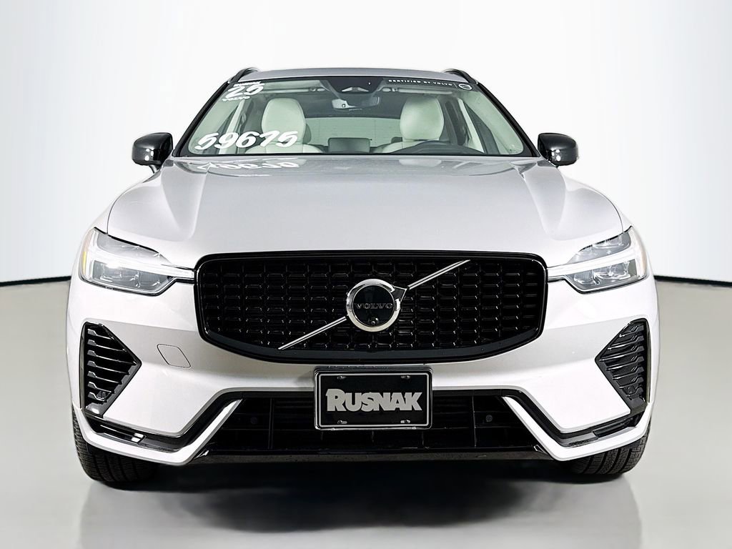 Certified 2025 Volvo XC60 T8 Ultra AWD/4WD image 2