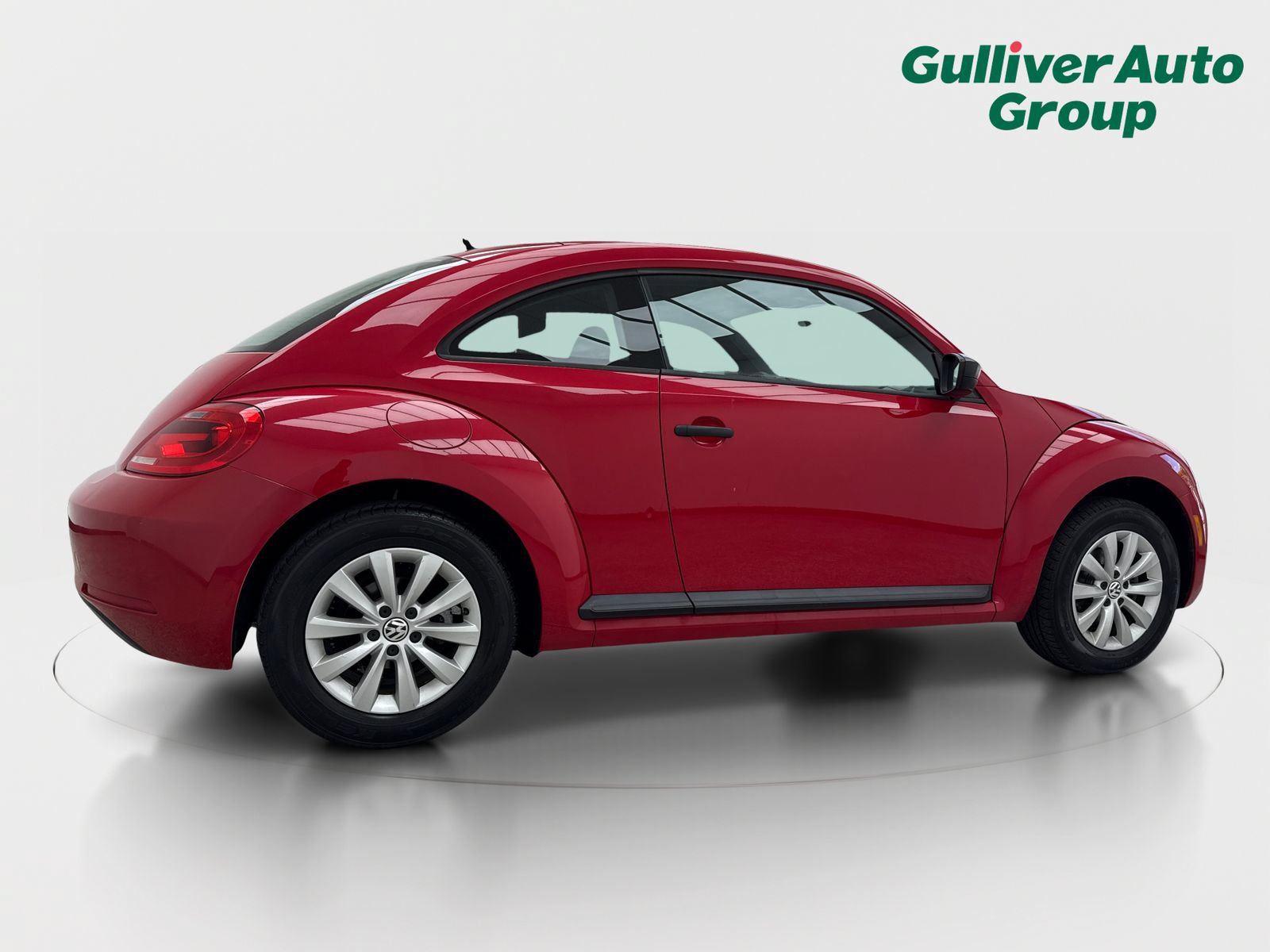 Used 2015 Volkswagen Beetle 1.8T Classic FWD image 9