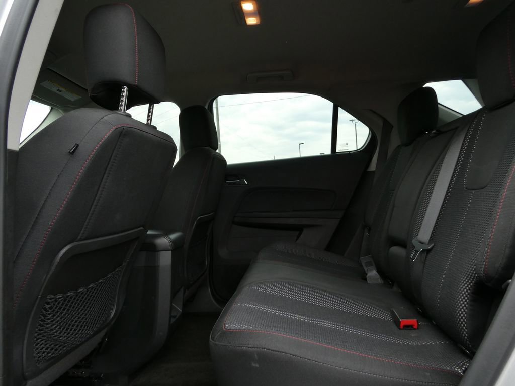 Used 2017 Chevrolet Equinox LS image 17