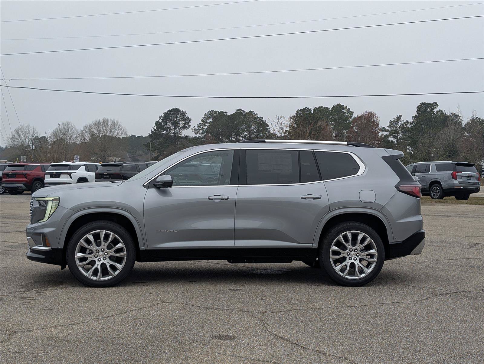 New 2026 GMC Acadia Denali w/ Super Cruise Package FWD image 6