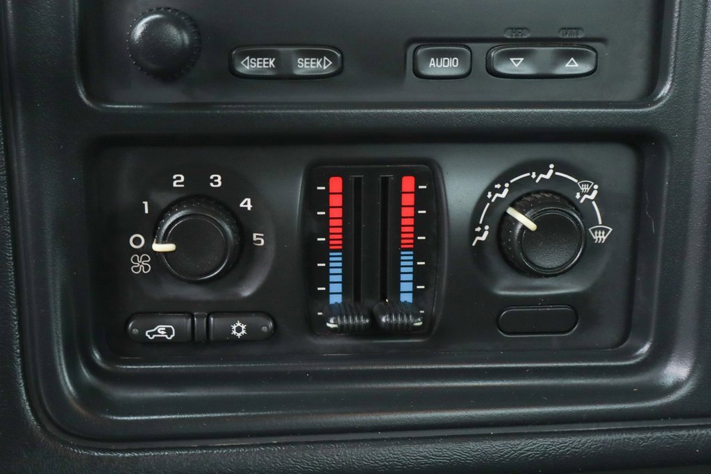 Used 2004 Chevrolet Silverado 3500 W/T image 26