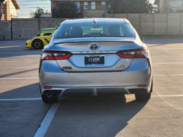 Used 2023 Toyota Camry SE FWD image 12