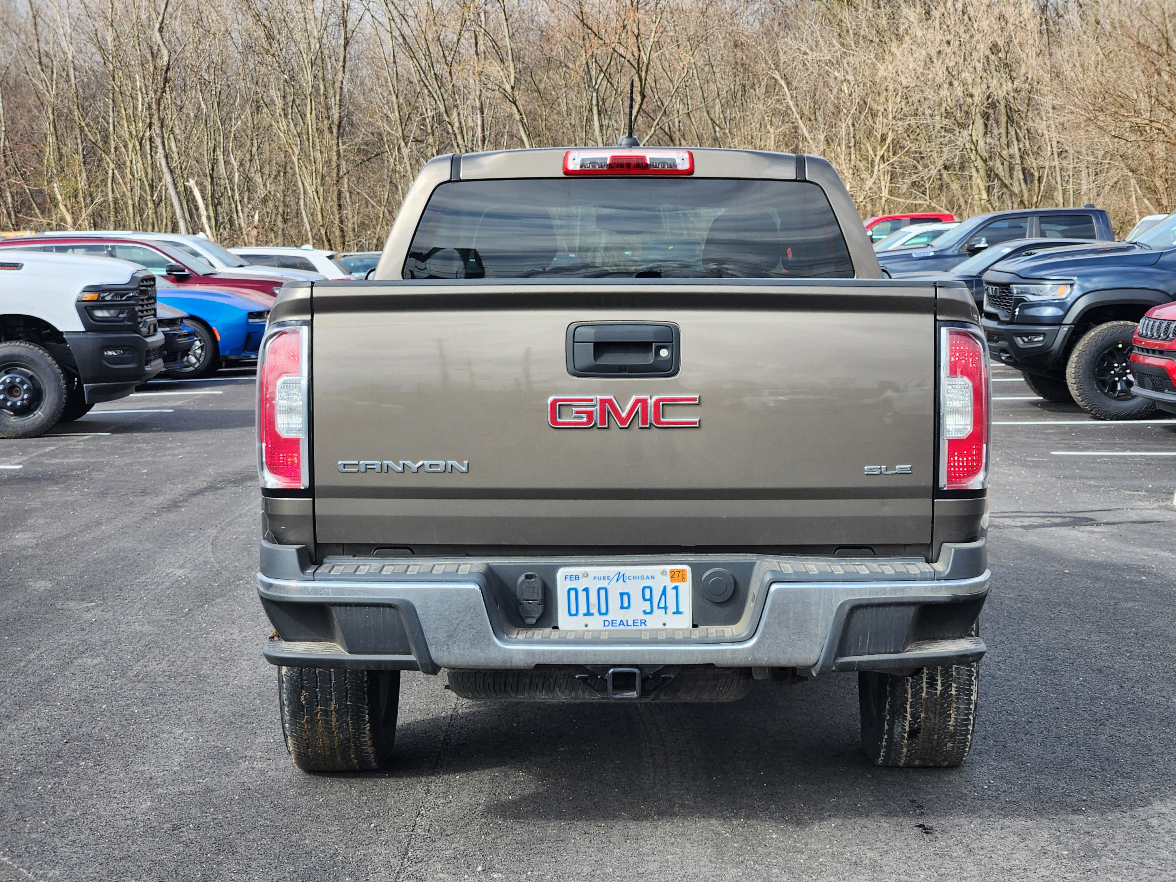 Used 2015 GMC Canyon SLE w/ SLE Convenience Package image 16