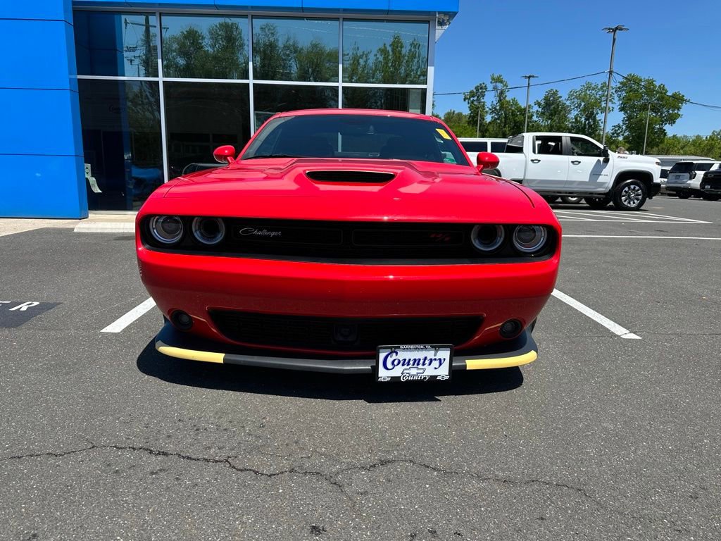 Used 2022 Dodge Challenger R/T Scat Pack w/ Dynamics Package RWD image 2