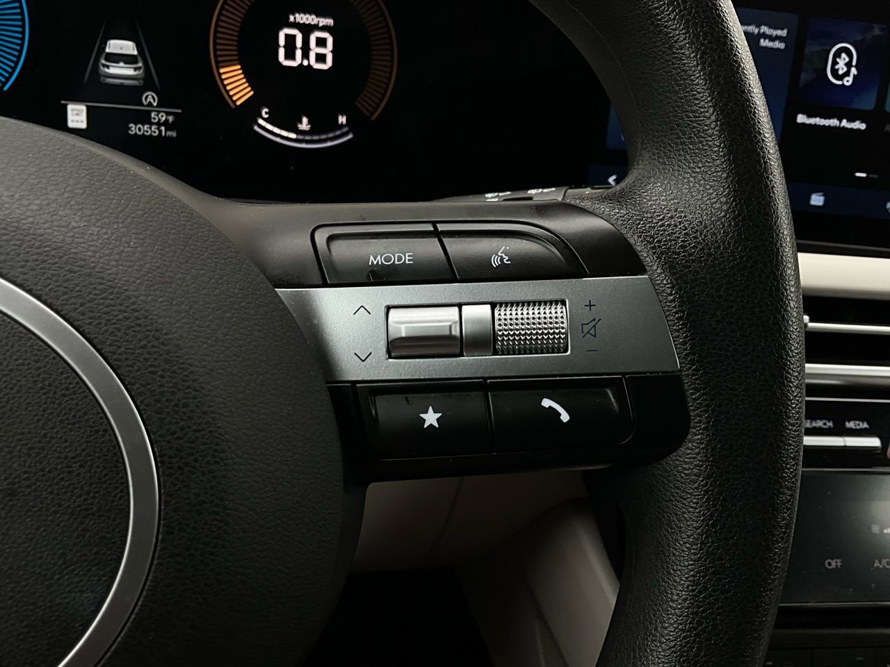 Used 2025 Hyundai Tucson SEL image 35