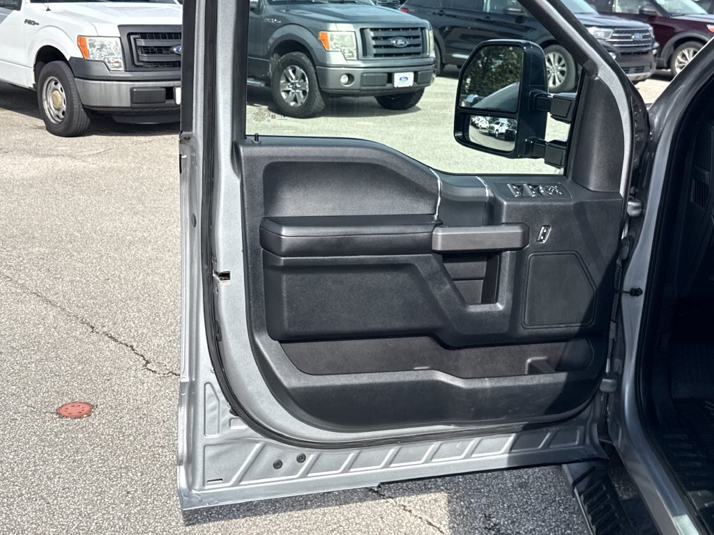 Used 2020 Ford F150 XLT w/ Equipment Group 302A Luxury RWD image 12