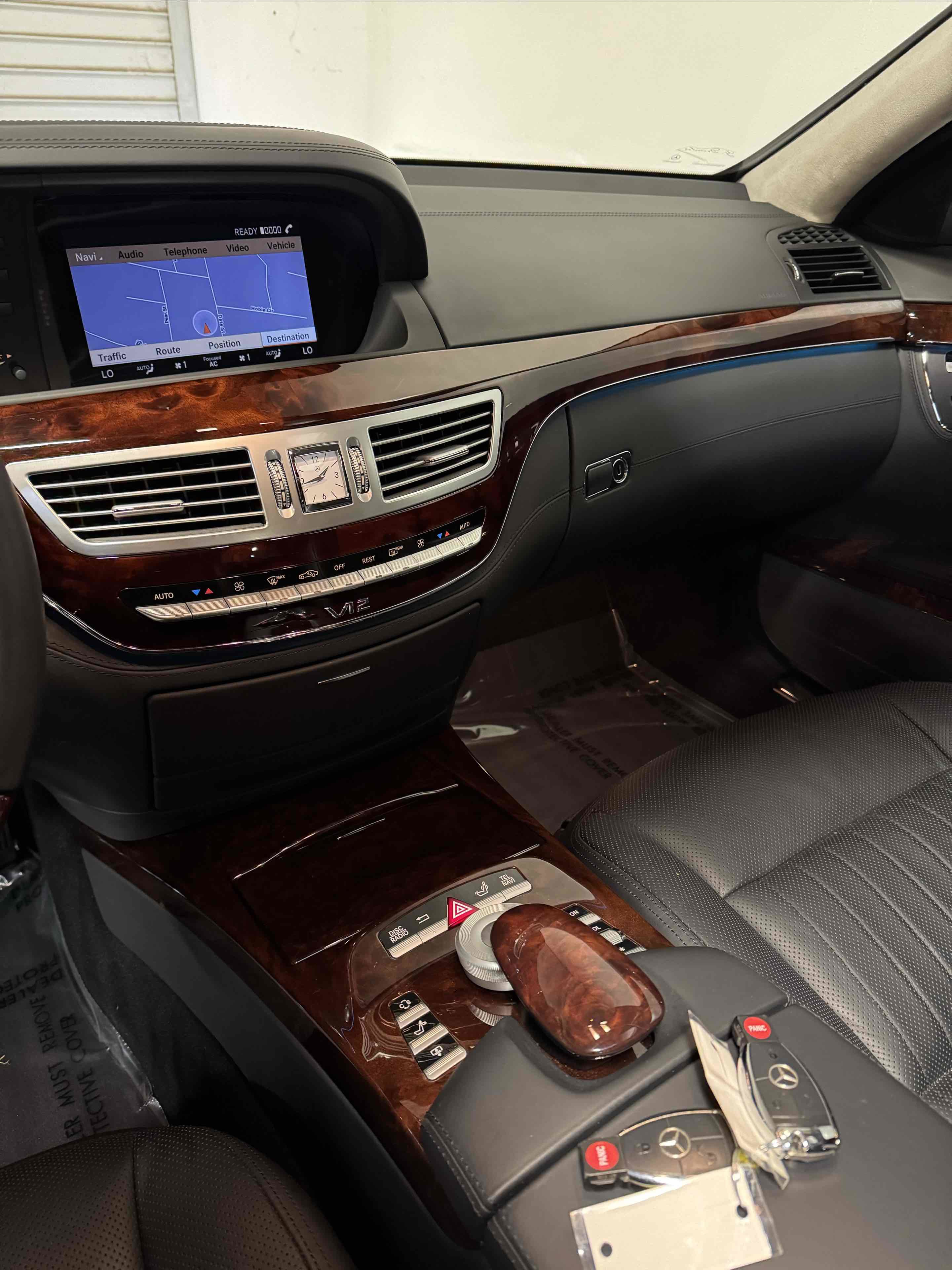 Used 2010 Mercedes-Benz S 600 image 41