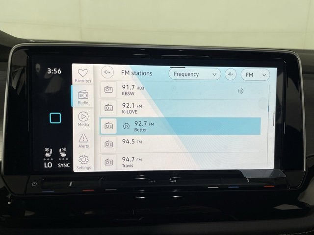 New 2025 Volkswagen Atlas Cross Sport SE image 27