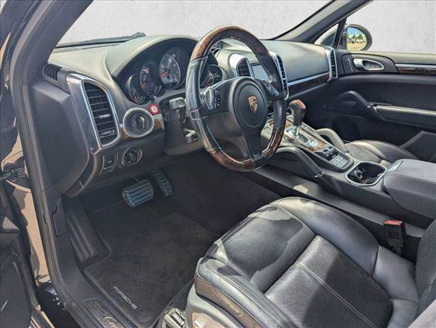 Used 2013 Porsche Cayenne S AWD/4WD image 9