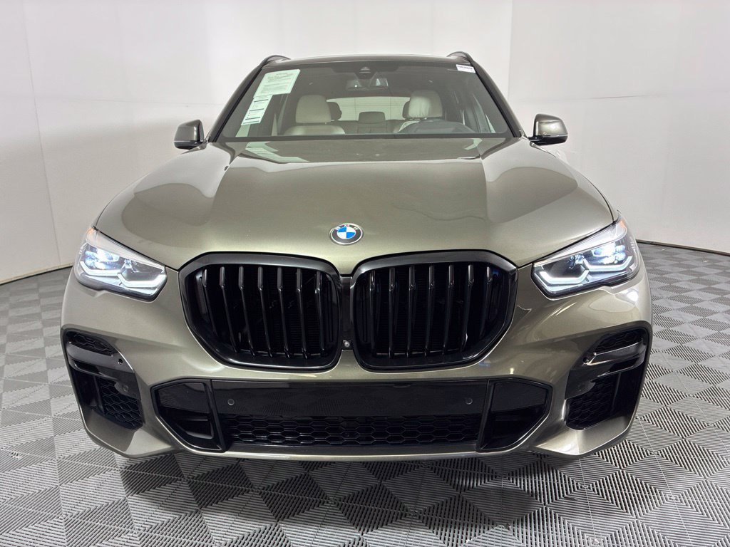 Certified 2023 BMW X5 xDrive40i w/ M Sport Package AWD/4WD image 3
