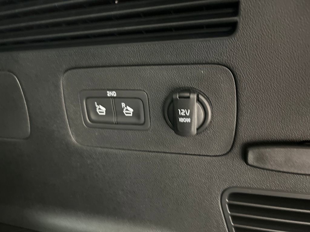 New 2025 Kia Sorento EX w/ Panoramic Sunroof Package image 32