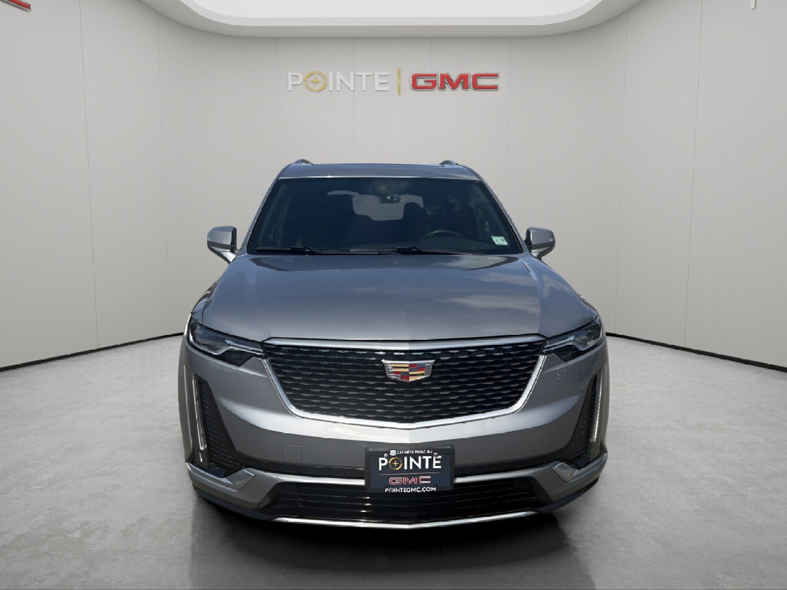Used 2025 Cadillac XT6 Luxury w/ LPO, Floor Liner Package AWD/4WD image 8