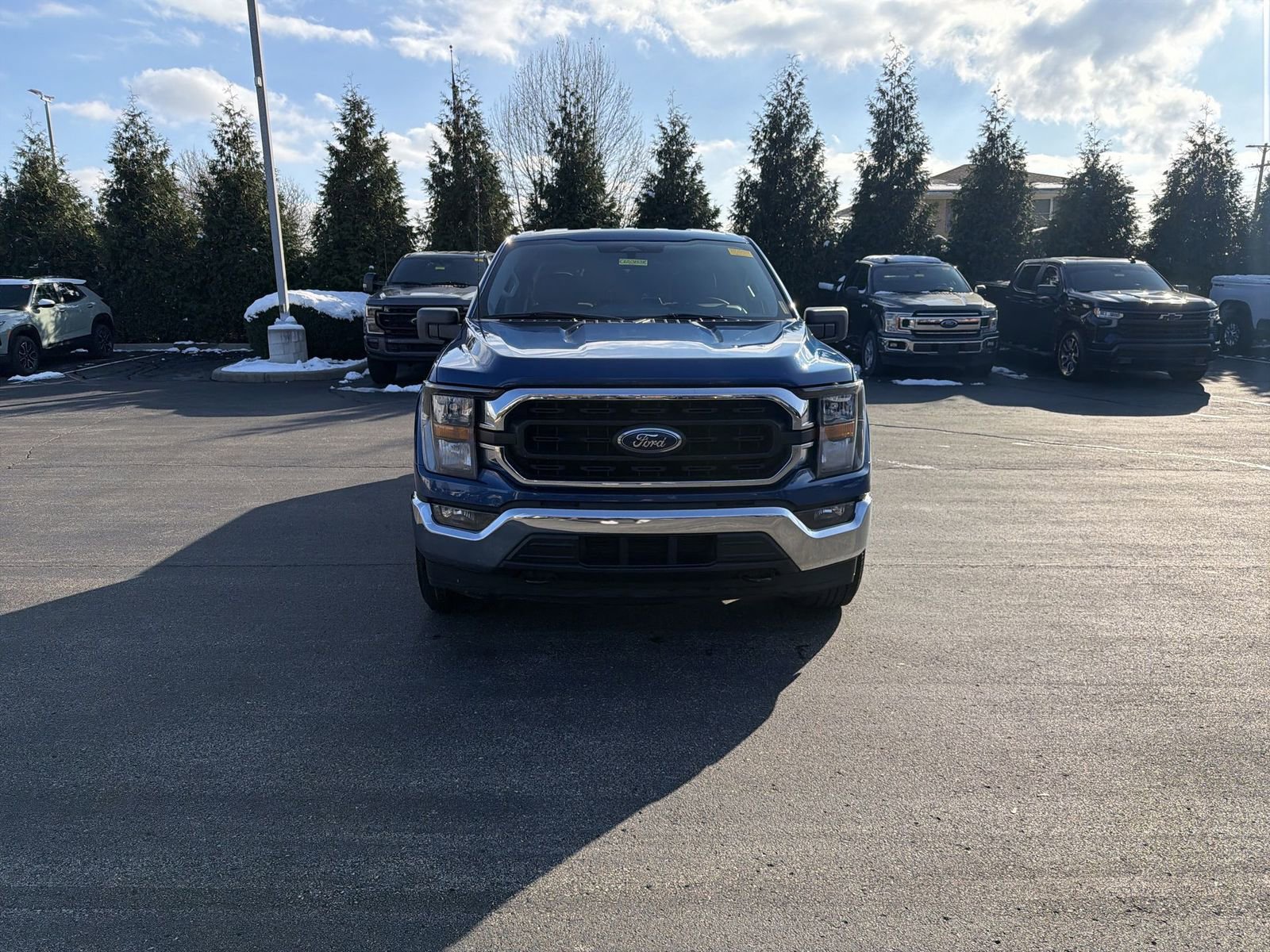 Used 2023 Ford F150 XLT image 3