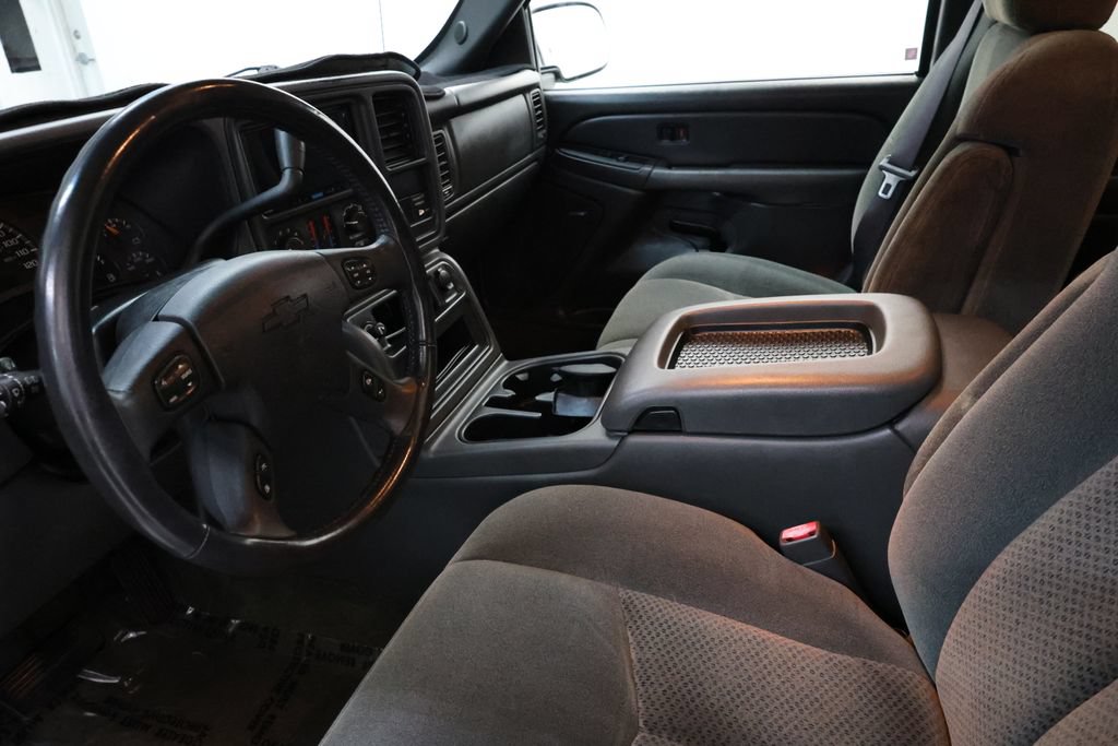 Used 2004 Chevrolet Silverado 1500 LS w/ Safe and Sound Package RWD image 53