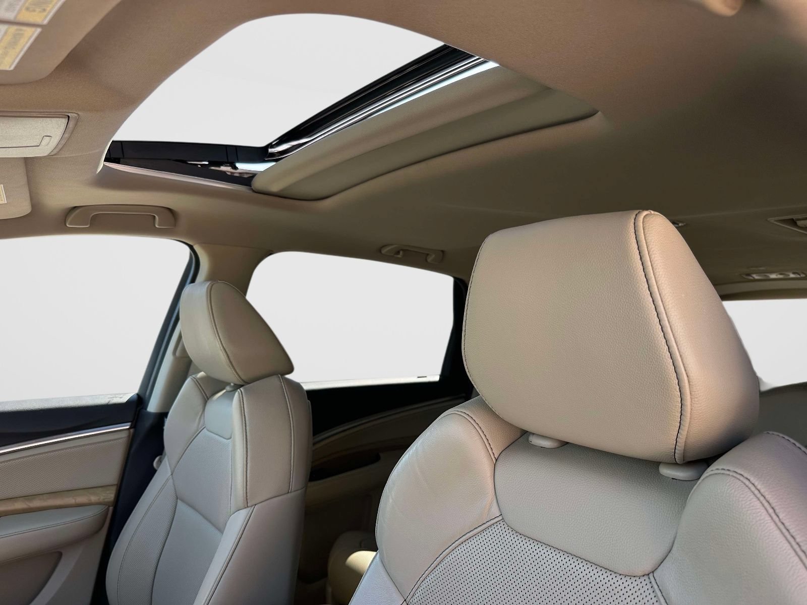 Certified 2020 Acura MDX w/ Technology Package AWD/4WD image 18