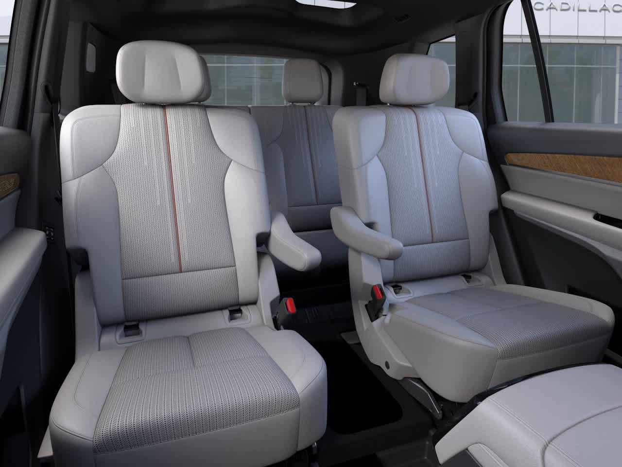 New 2027 Cadillac Vistiq Luxury w/ LPO, Floor Liner Package AWD/4WD image 17