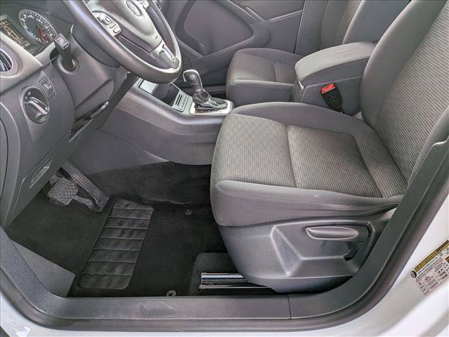 Used 2015 Volkswagen Tiguan S AWD/4WD image 14