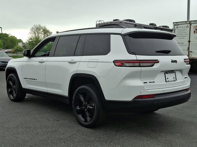 Used 2023 Jeep Grand Cherokee L Limited w/ Black Appearance Package AWD/4WD image 7