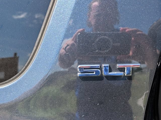Used 2019 GMC Acadia SLT AWD/4WD image 12