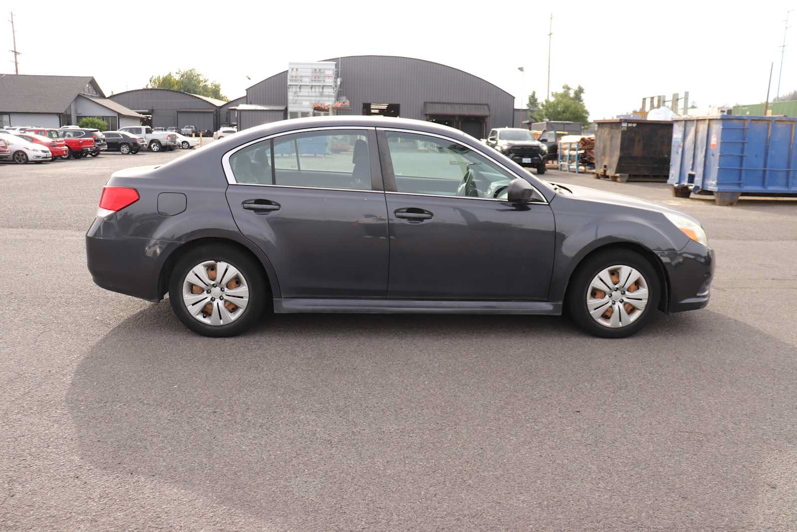 Used 2010 Subaru Legacy 2.5i AWD/4WD image 4