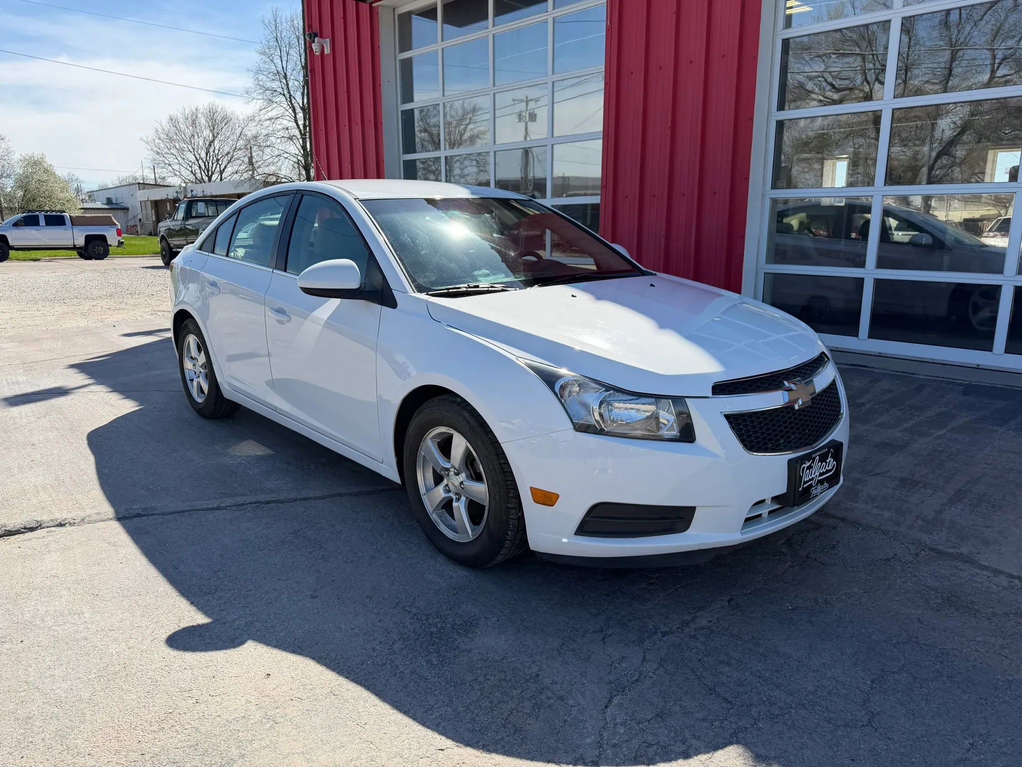 Used 2011 Chevrolet Cruze LT FWD image 2
