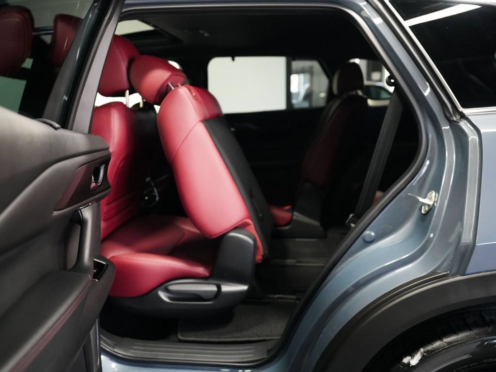 Used 2023 MAZDA CX-9 Carbon Edition AWD/4WD image 33