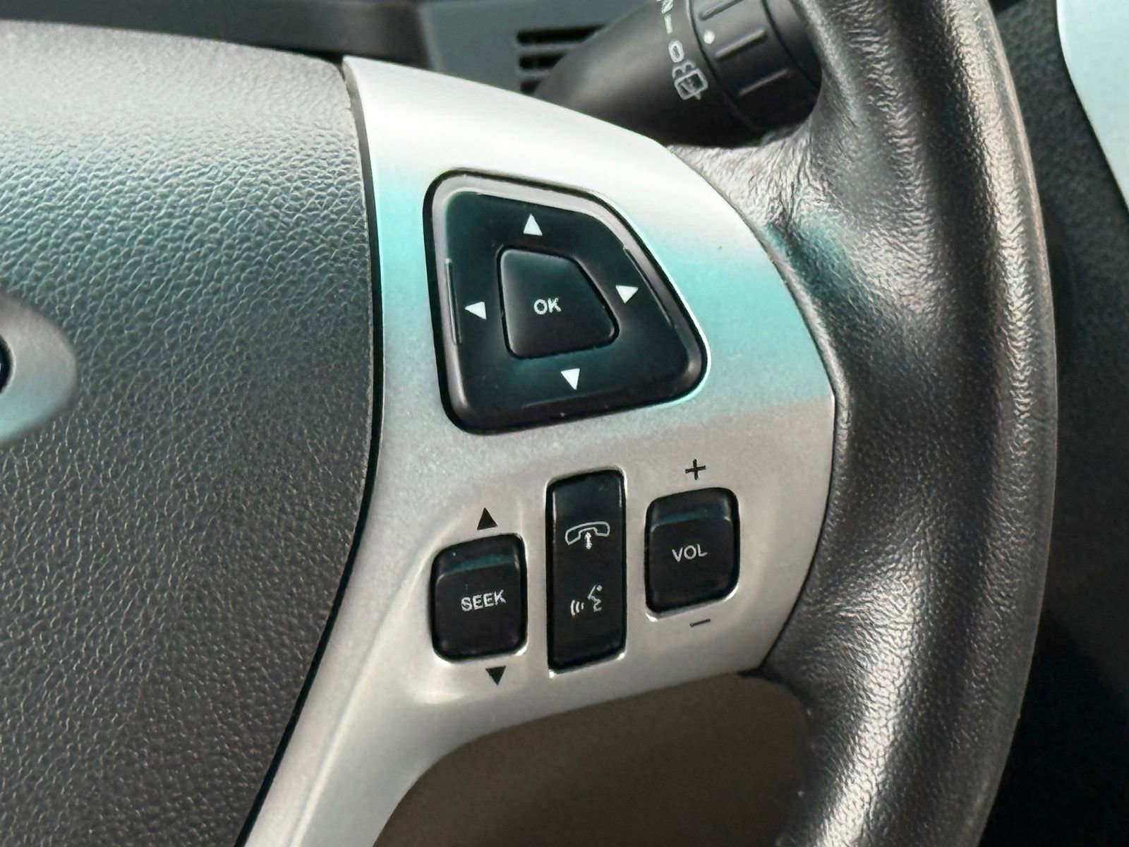 Used 2015 Ford Explorer XLT w/ Equipment Group 201B image 28