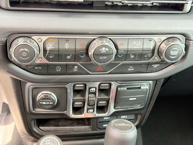 New 2026 Jeep Gladiator Sport AWD/4WD image 15