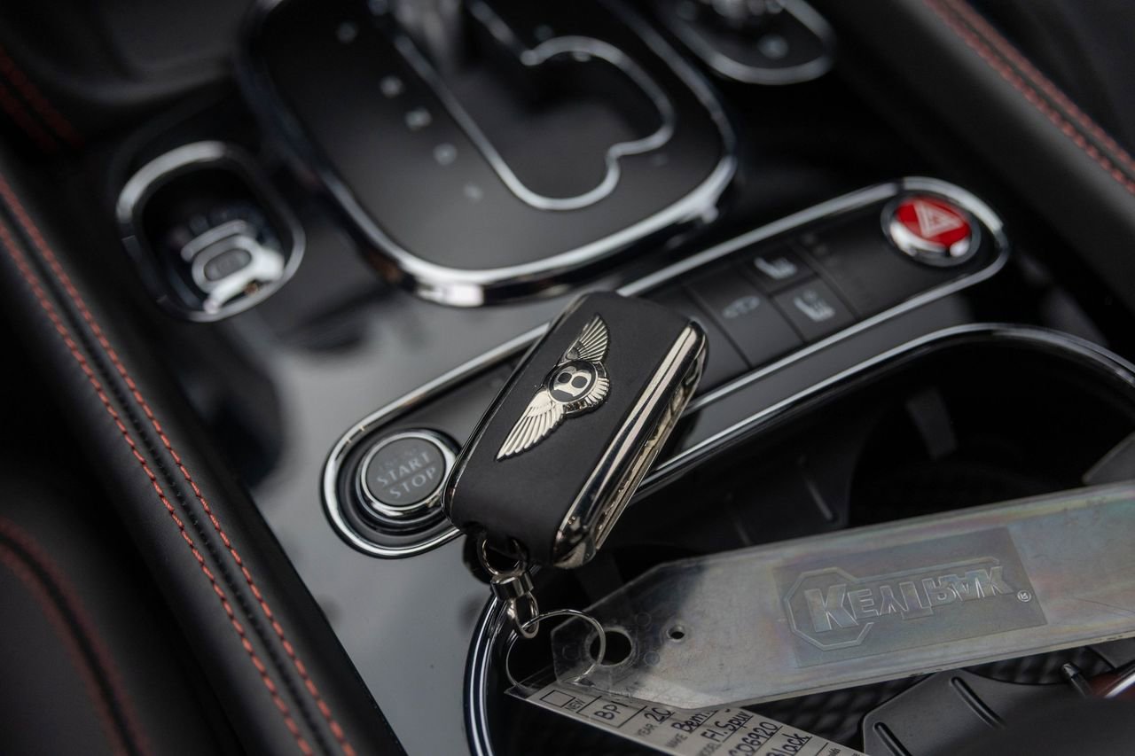 Used 2018 Bentley Flying Spur S V8 AWD/4WD image 55