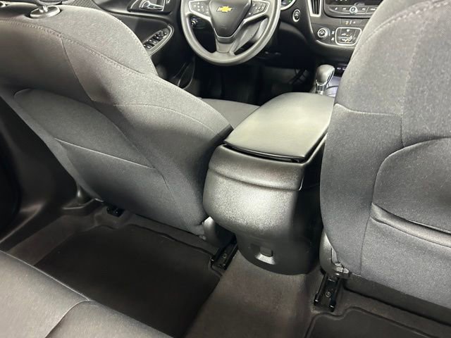Used 2024 Chevrolet Malibu LS FWD image 11