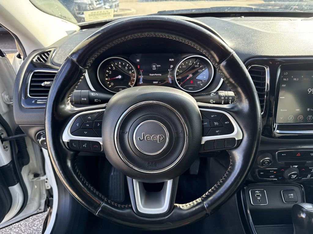 Used 2020 Jeep Compass Limited image 29
