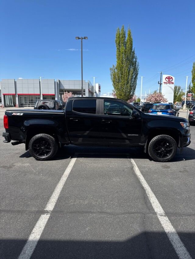 Used 2017 Chevrolet Colorado Z71 AWD/4WD image 5