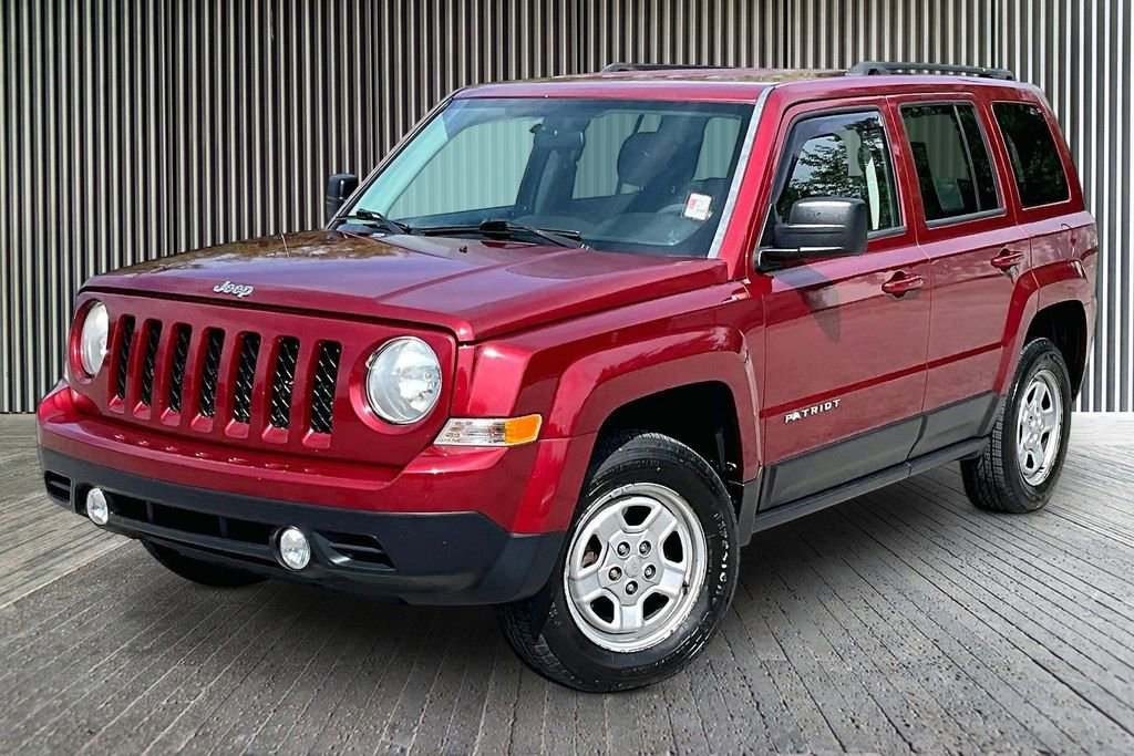 Used 2014 Jeep Patriot Sport w/ Power Value Group image 12
