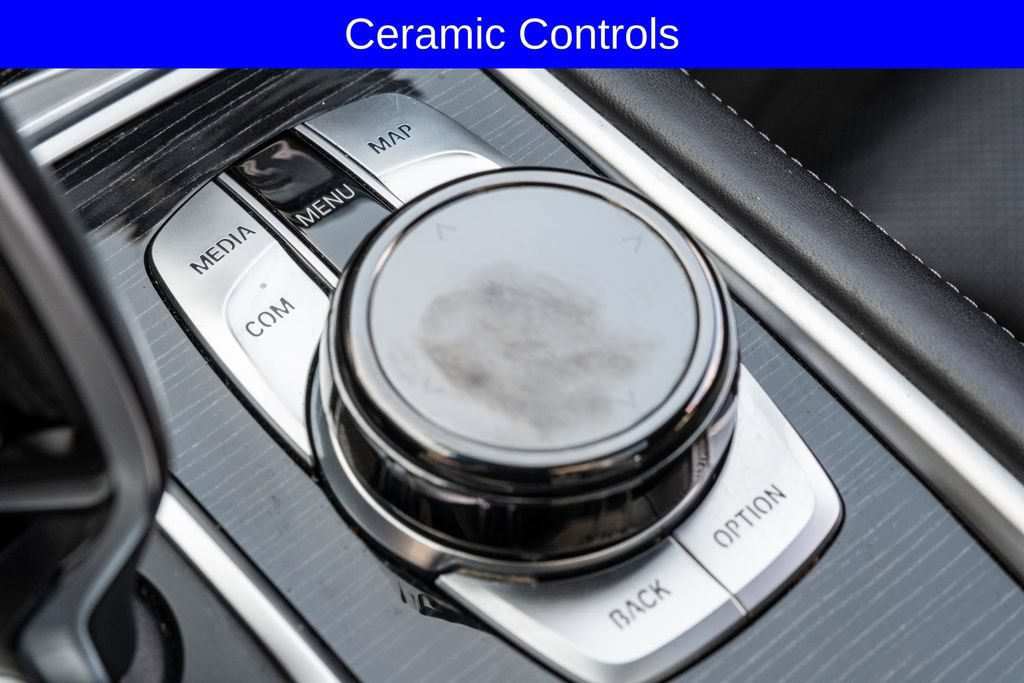 Used 2019 BMW 750i w/ Executive Package RWD image 22