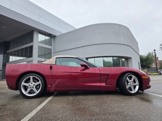 Used 2006 Chevrolet Corvette Convertible w/ Preferred Equipment Group RWD image 28
