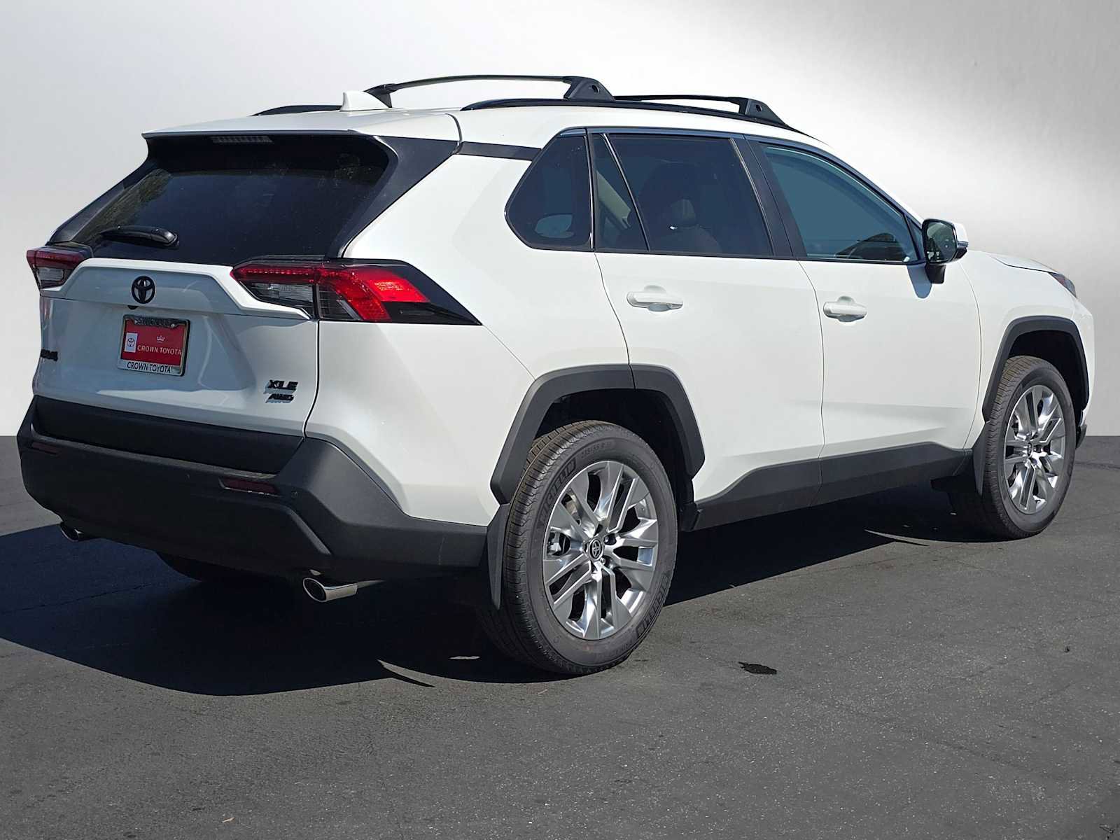 Certified 2025 Toyota RAV4 XLE Premium image 7