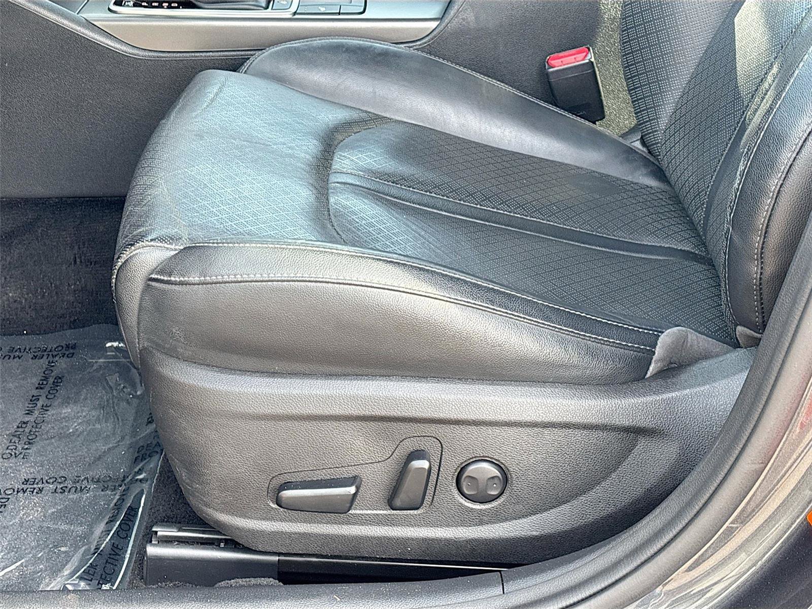 Used 2020 Kia Optima SE image 18