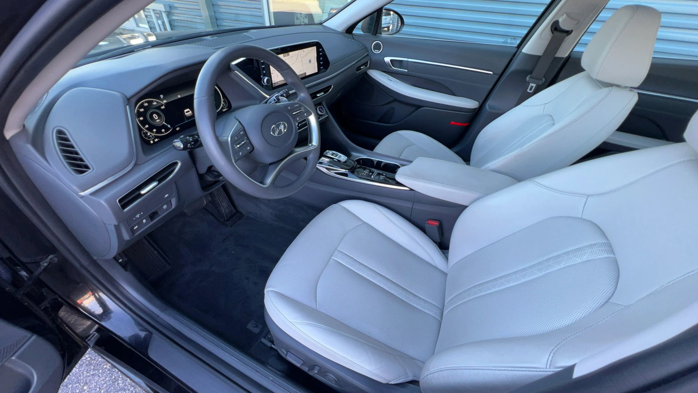 Used 2022 Hyundai Sonata Limited image 13