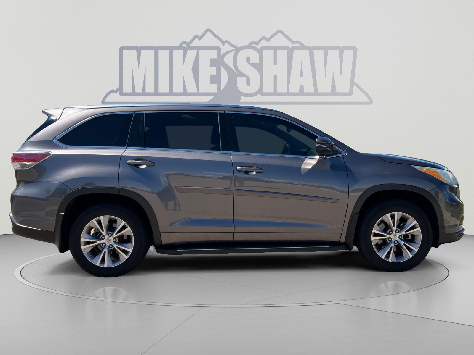 Used 2015 Toyota Highlander XLE AWD/4WD image 6